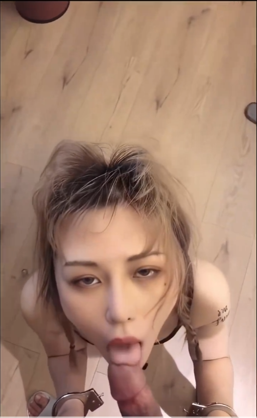 娇妻玩4p被三个男人玩-正版在线视频观看